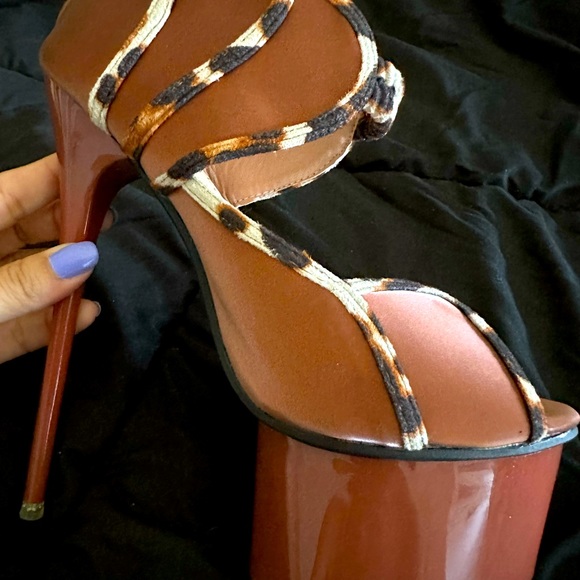 Zapatos de tacón! Color marrón! Nuevos! - Picture 4 of 5